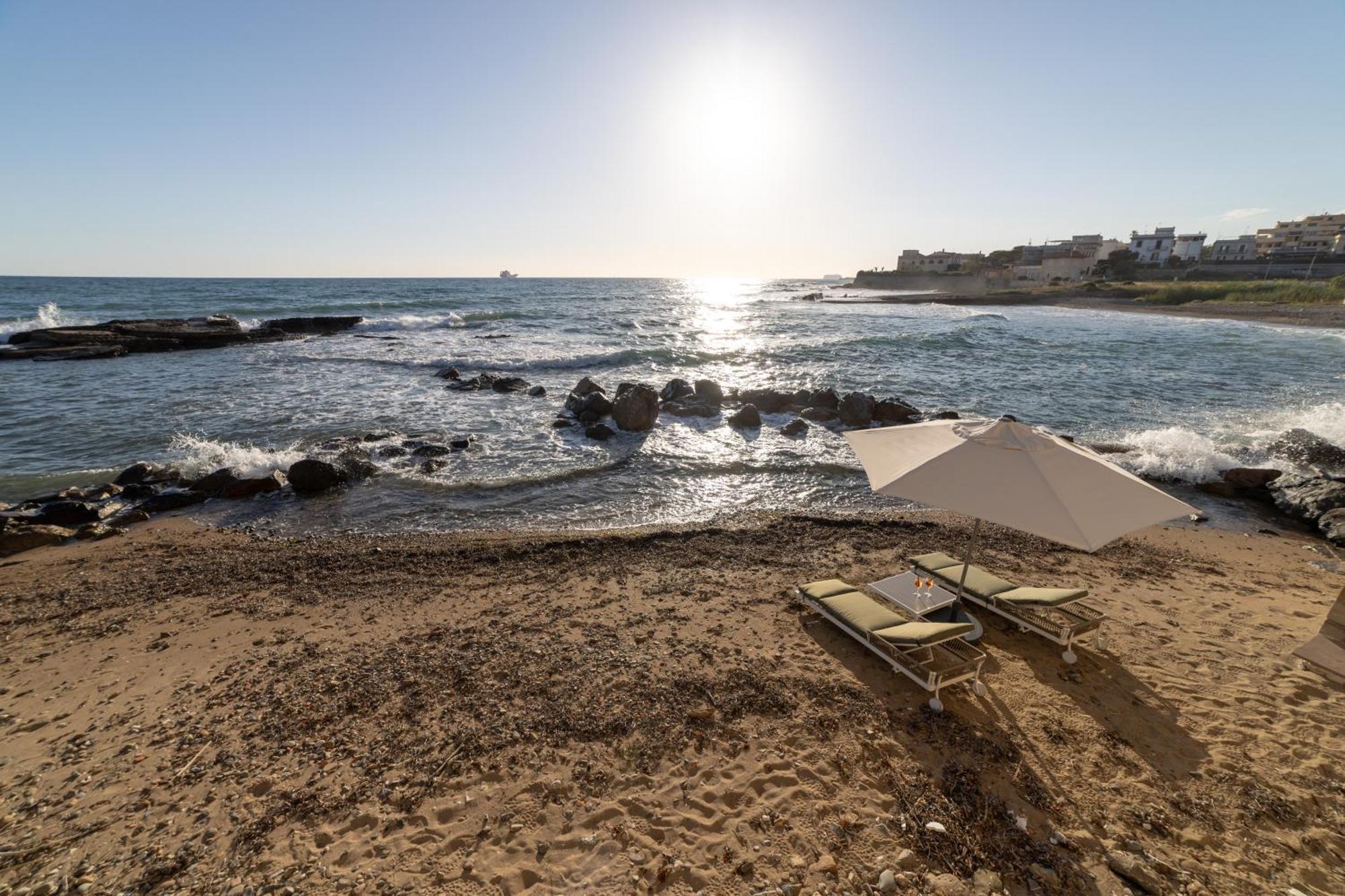 Le Suites Sul Mare Di Esterina 奇维塔韦基亚 外观 照片