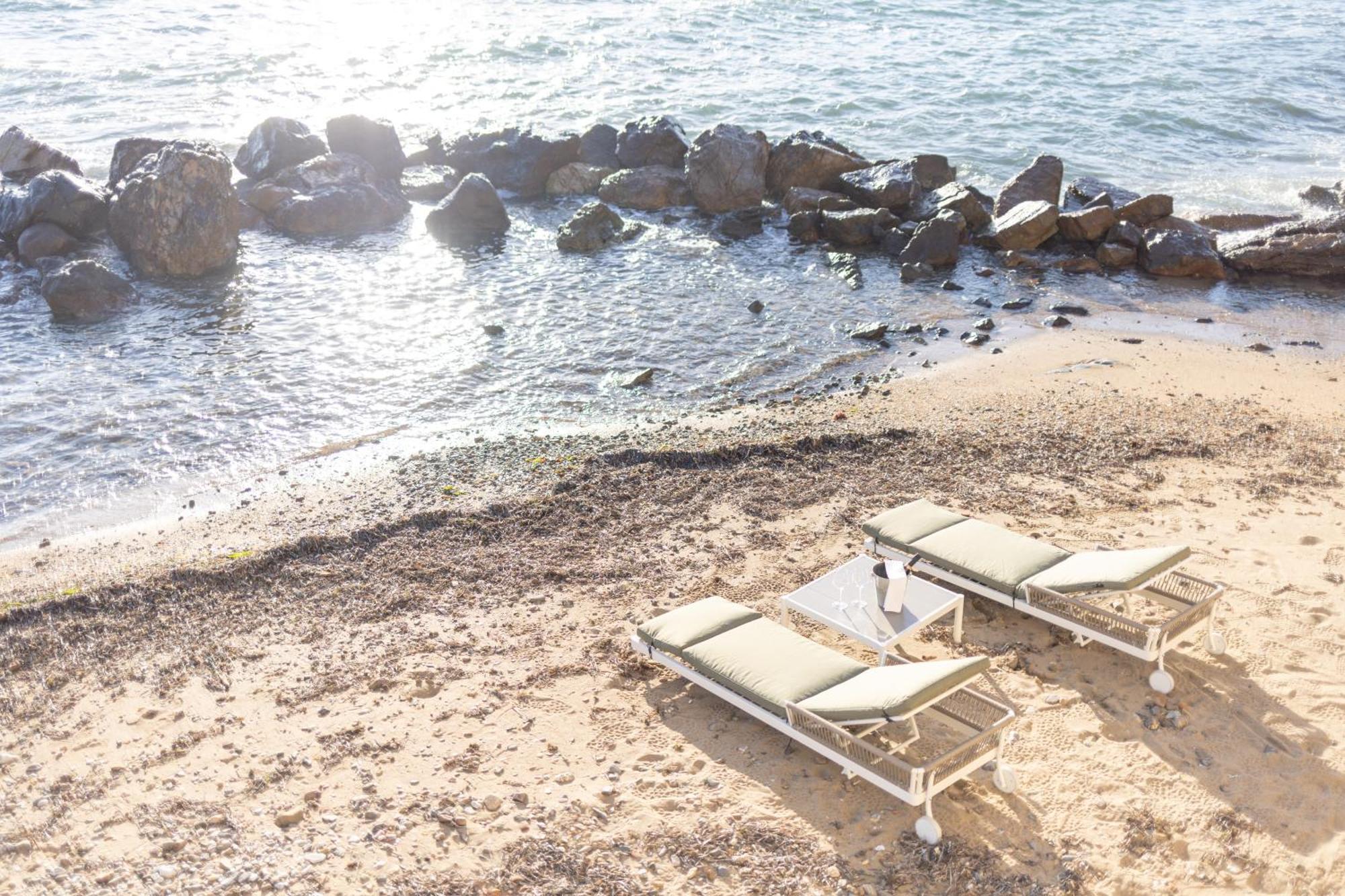 Le Suites Sul Mare Di Esterina 奇维塔韦基亚 外观 照片